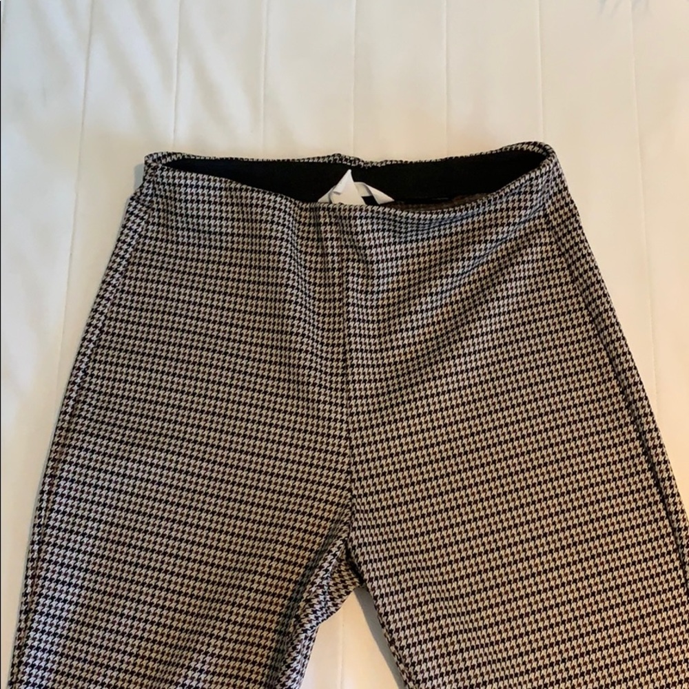 Brown houndstooth pants